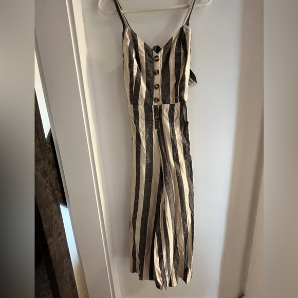 Jumpsuit - Picture 1 of 4